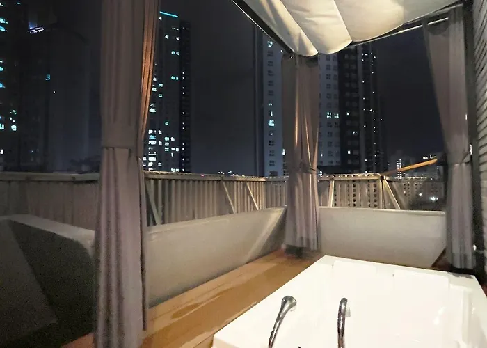 The 3* 釜山広域市
