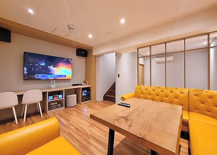 The Hotel 3*